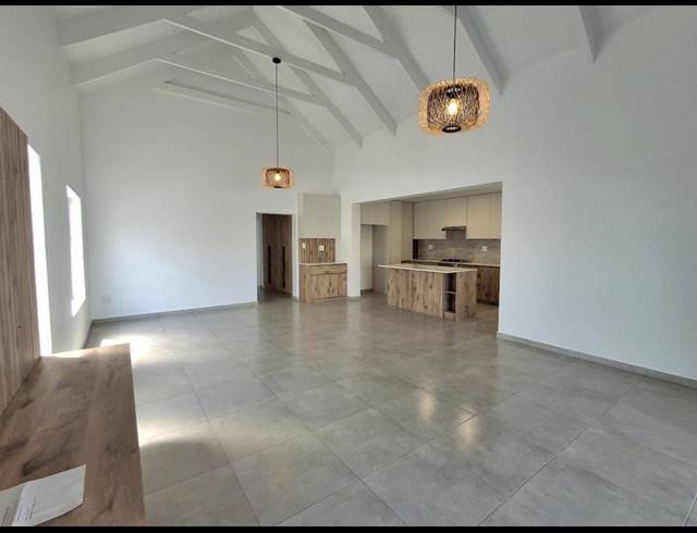 3 BEDROOM HOUSE FOR SALE IN BRITANNIA BAY